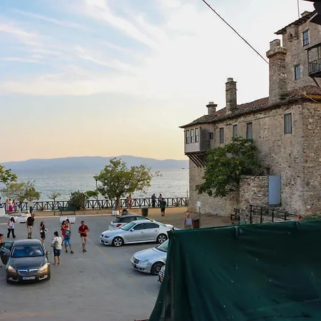 Pari House 公寓 欧拉努波利斯